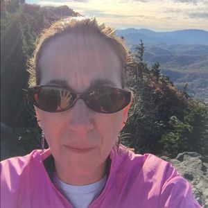 Meet your Posher, Kay